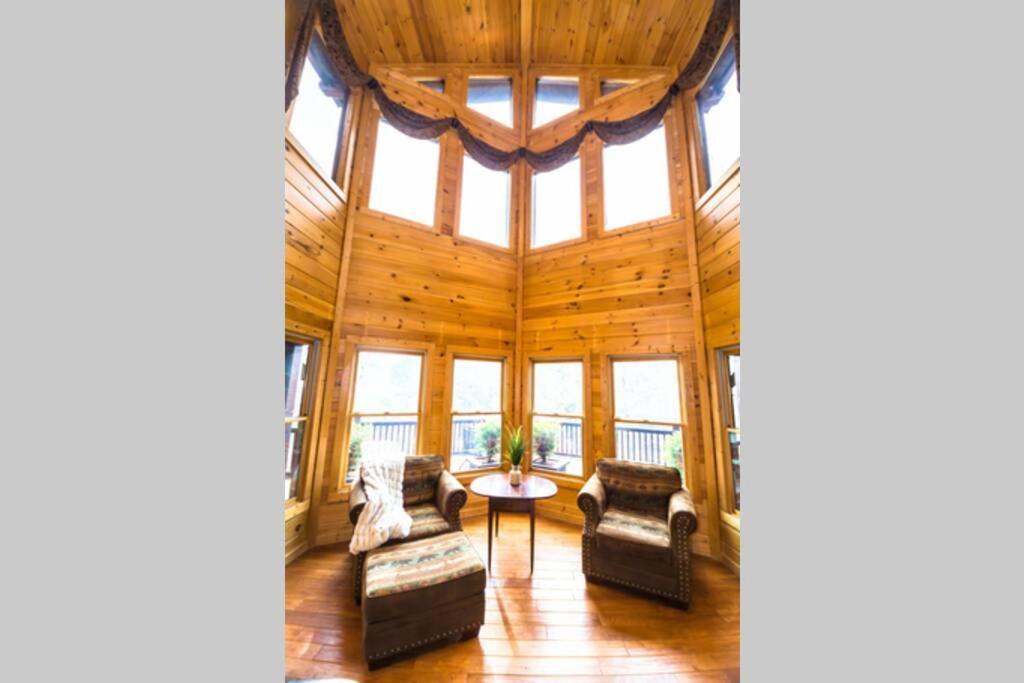 Christmas Lodge-Secluded Near Downtown Blue Ridge Exterior foto