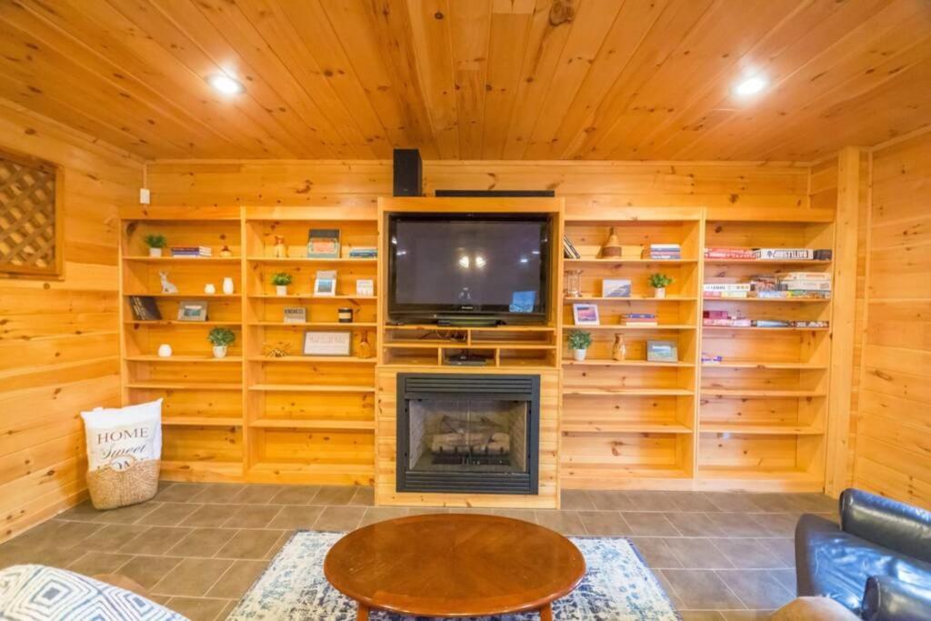 Christmas Lodge-Secluded Near Downtown Blue Ridge Exterior foto