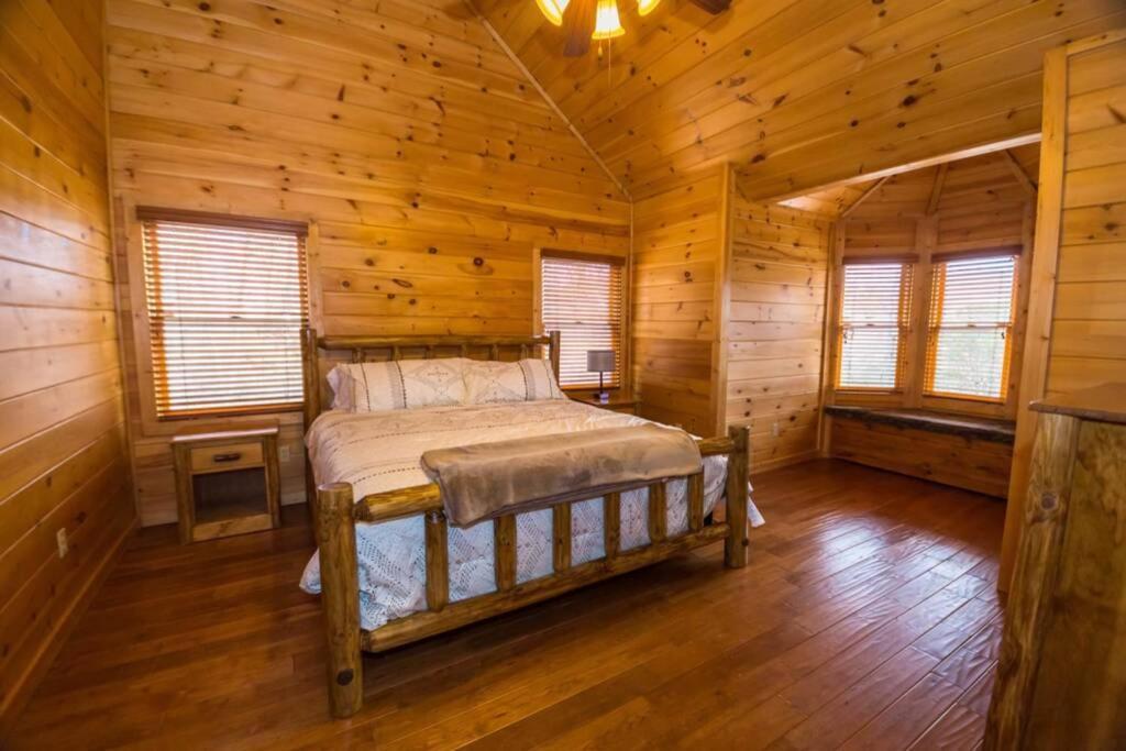 Christmas Lodge-Secluded Near Downtown Blue Ridge Exterior foto